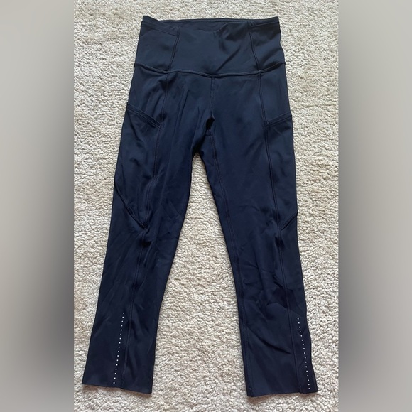lululemon athletica Pants - Lululemon size 2 black Fast Free Capri leggings